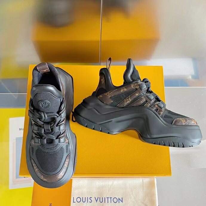 Picture of Louis Vuitton Shoes _SKULVsz35-427cmmnf010817701